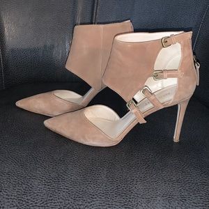 Nine West tan suede heels size 6.5